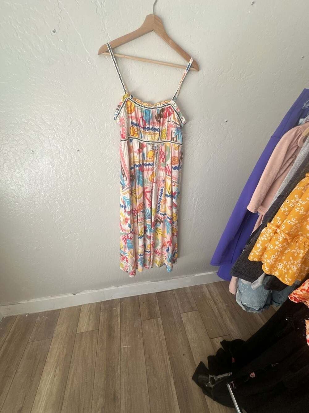 Blu Pepper Tropical Print Smocked Midi Dress Size M
